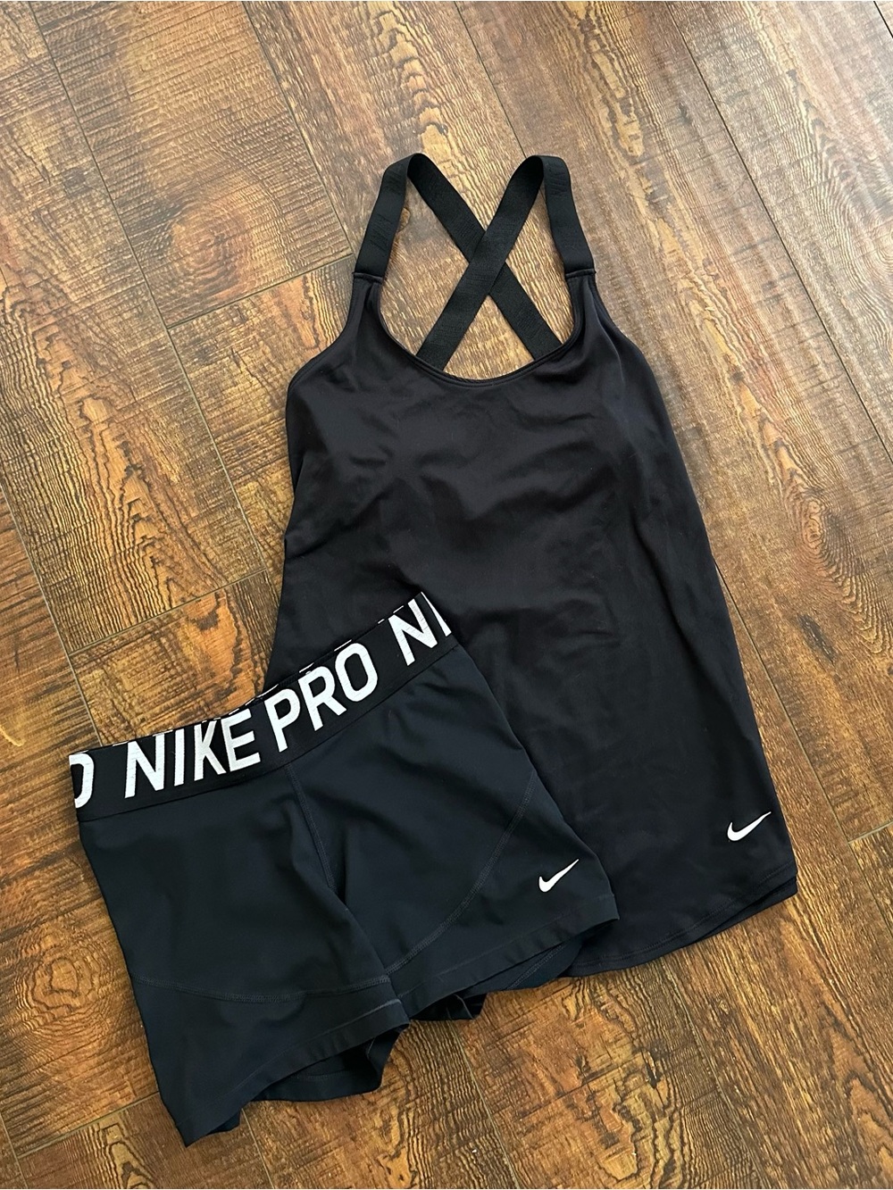 Nike Black Women's Crossback Performance tanktop and short set